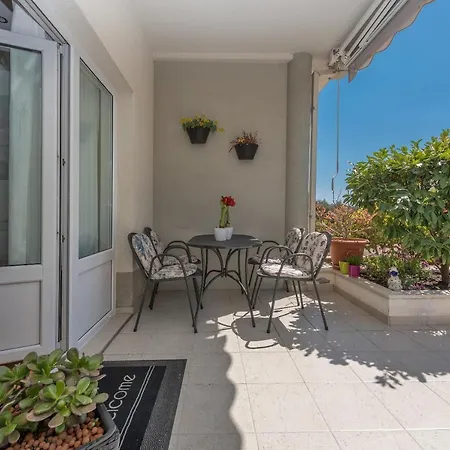 Long Apartament