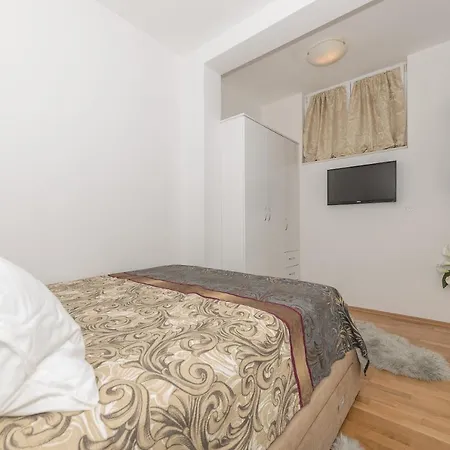 Long Apartament