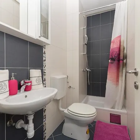 Long Apartament *